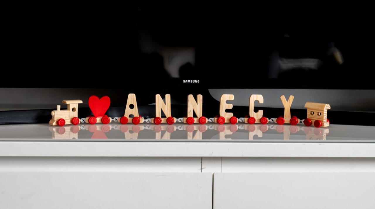Annecy Lake Central Экстерьер фото